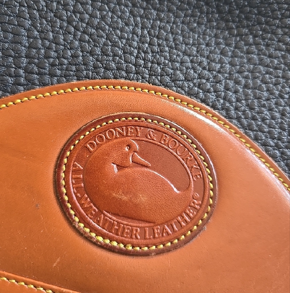 Vintage DOONEY AND BOURKE Black and Brown Leather Crossbody Bag - Picture 12 of 12